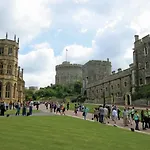 Highclere Hotel